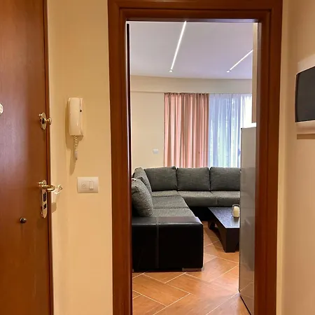 Elisabeth 3 *