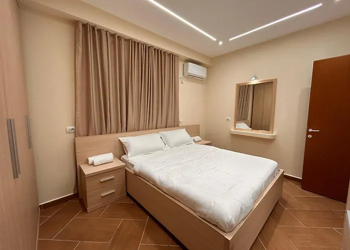 Elisabeth 3 * Sarandë